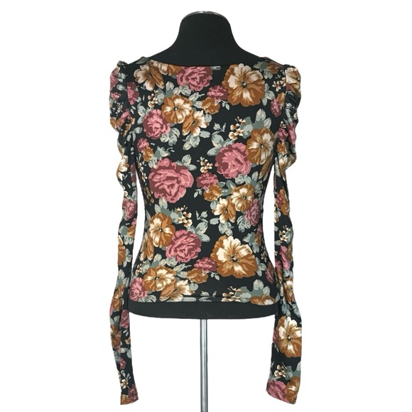 Forever 21 – Knit Floral Long Sleeve Cutout Crop Top – Small - Picture 6 of 10